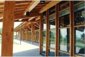 Holzfensterfassade